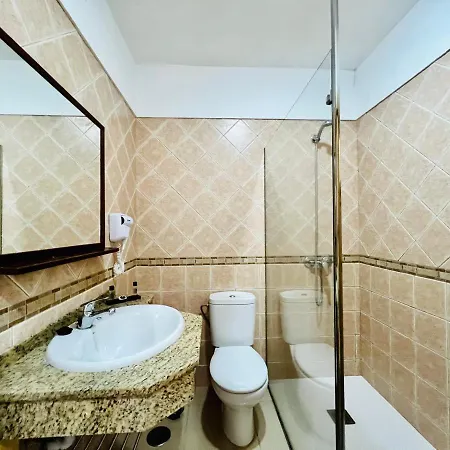 Apartamentos Frontera